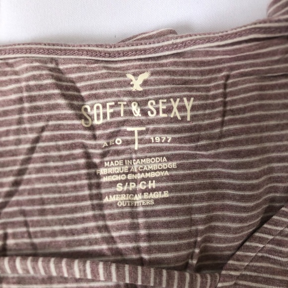 American Eagle Soft and Sexy Long Sleeve Tee - Picture 11 of 11